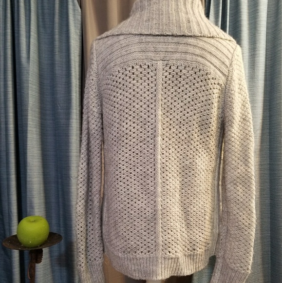 🌻🌺🌻ANN TAYLOR WOOL BLEND AND ALPACA SWEATER!! - Picture 2 of 5